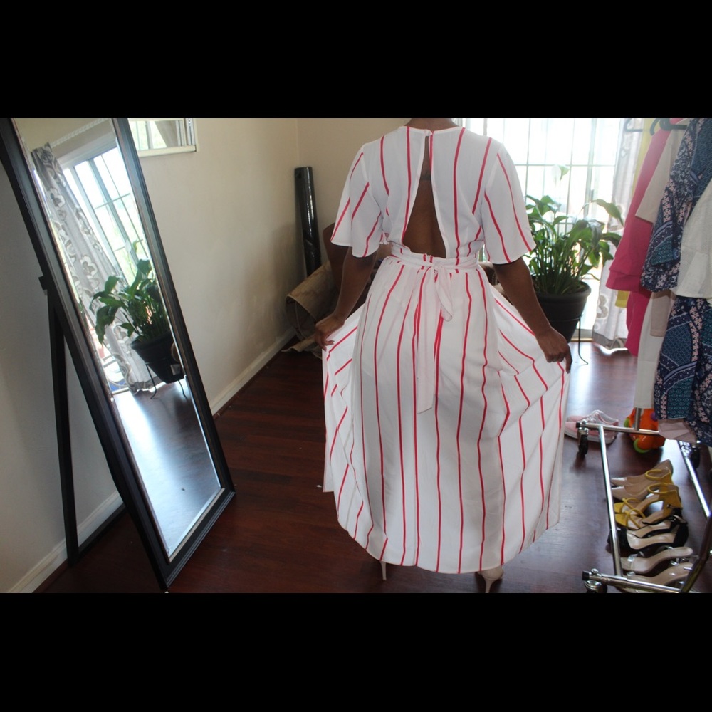 Striped Romper - Picture 2 of 4